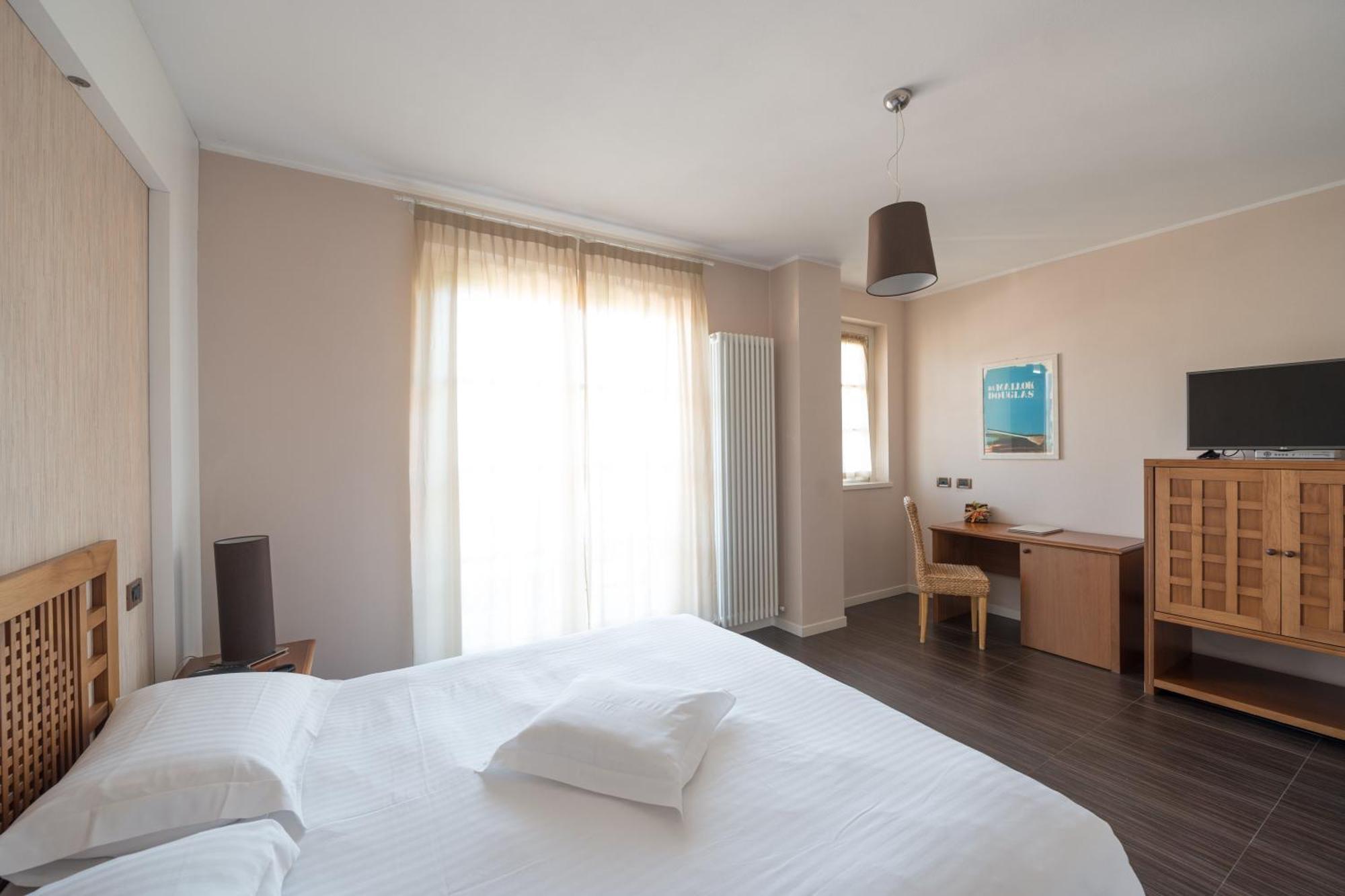 T'Ami Hotel Resort Spa Selvino Bilik gambar